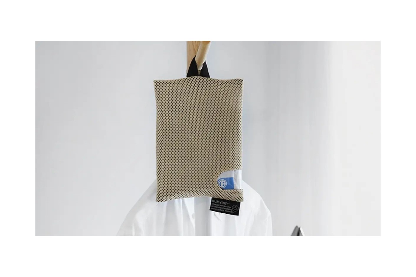 NEU! HUMYDRY® 3D Schrank-Entfeuchter 250g. Feuchte Schränke und muffige Kleidung verhindern