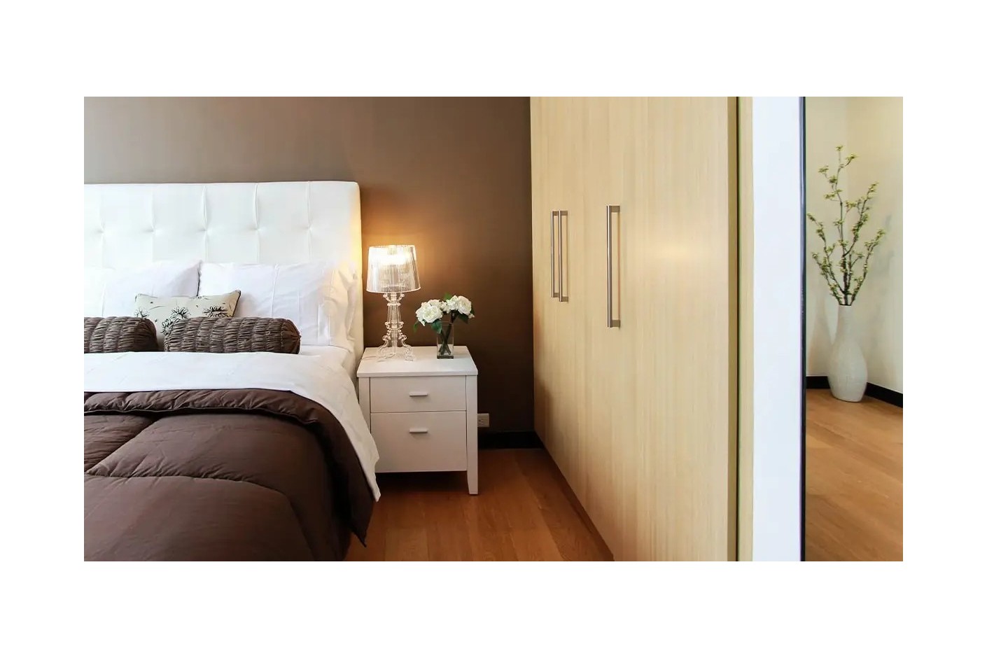 Schlafzimmer ohne Feuchtigkeit und Flecken