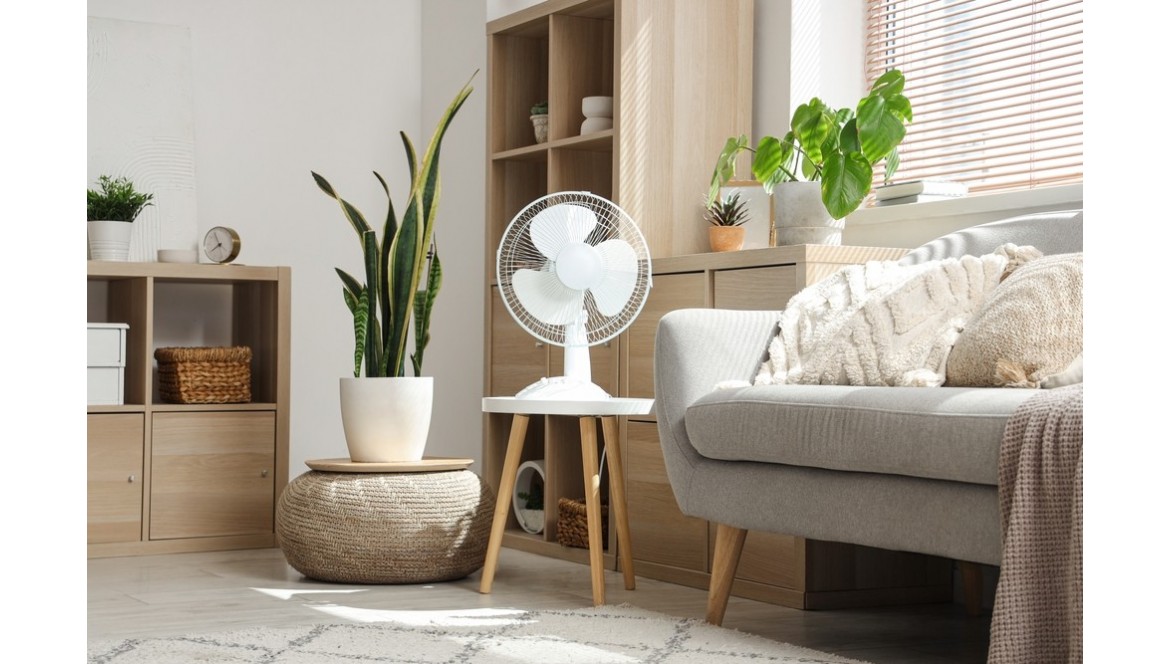 Wie lüftet man ein Haus im Sommer, ohne die Frische zu verlieren? Tipps für ein angenehmes Raumklima